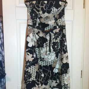 Old Navy Strapless Fresh Floral Dress - Sz. 4
